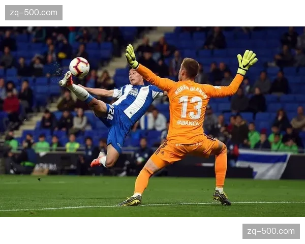 西班牙人两球领先遭塞尔塔绝平 替补奇兵未能守住胜果