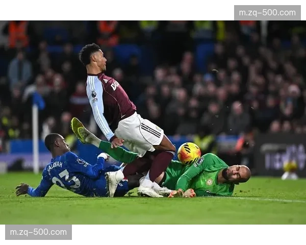 沃特金斯对方禁区内123次触球，维拉前锋无球跑动创造空间能力突出